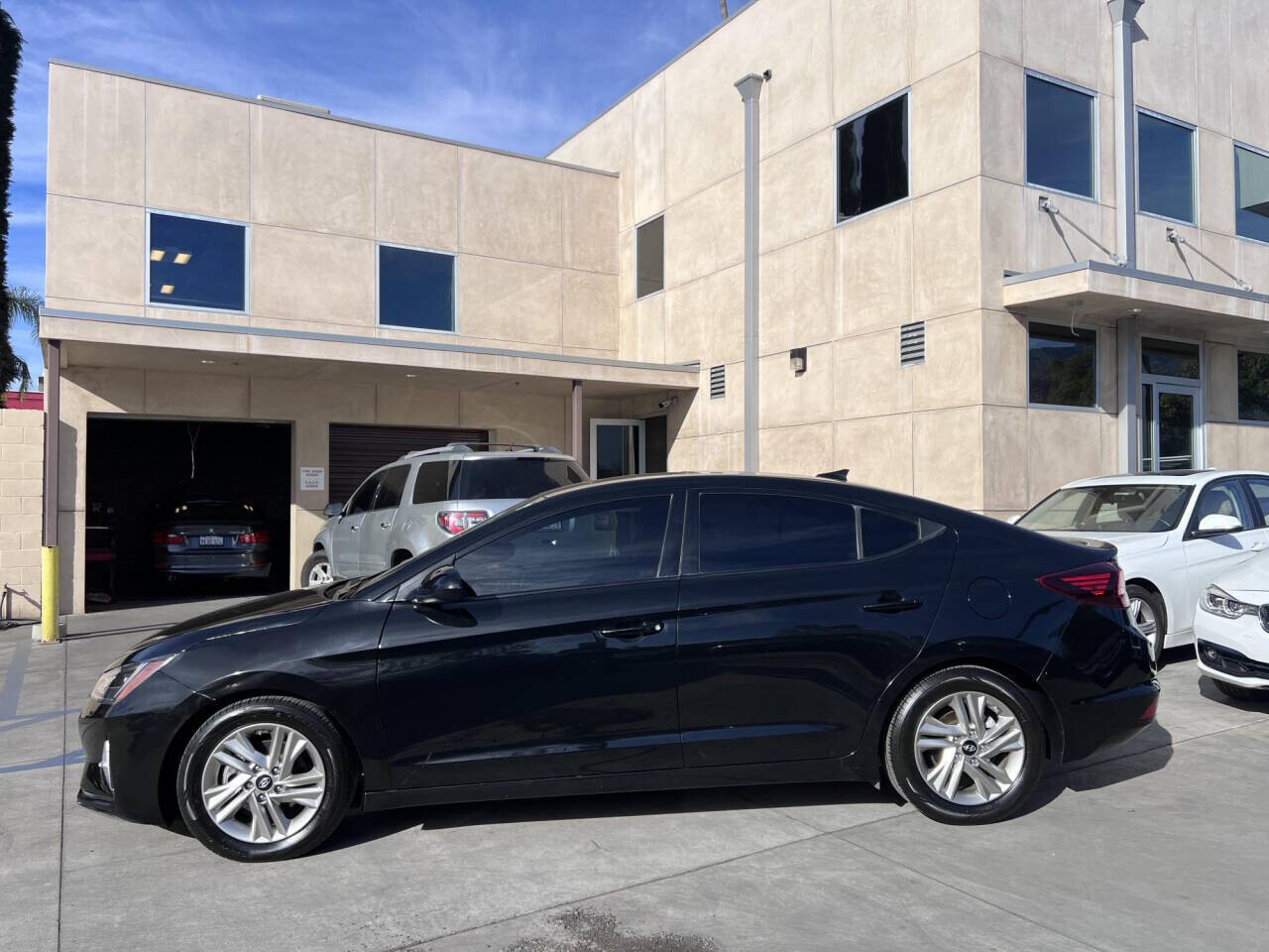 2020 Hyundai Elantra in Pasadena, CA 91107 - 2394099