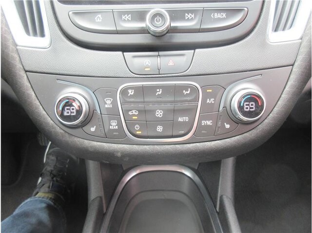 2020 Chevrolet Malibu in Charlotte, NC 28212 - 2394108 46