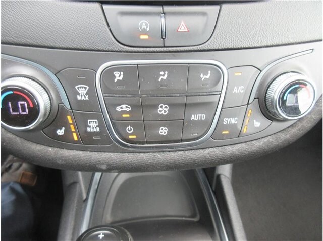 2020 Chevrolet Malibu in Charlotte, NC 28212 - 2394108 17