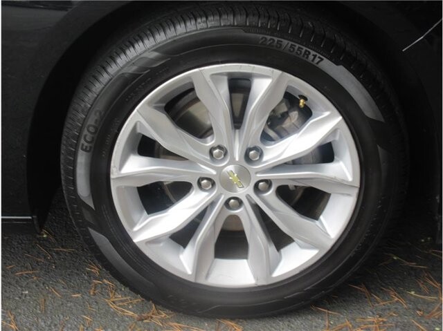 2020 Chevrolet Malibu in Charlotte, NC 28212 - 2394108 29