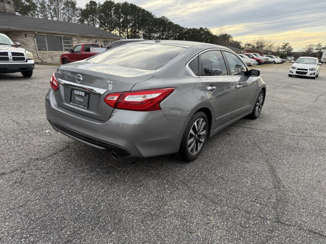 2016 Nissan Altima in Hickory, NC 28602-5144 - 2394971 6