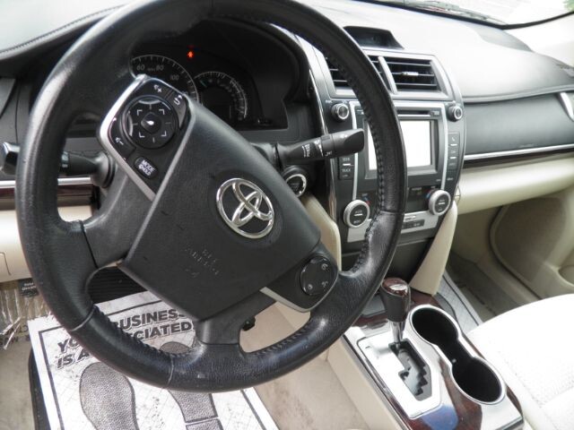 2013 Toyota Camry in Barton, MD 21521 - 2394995 3