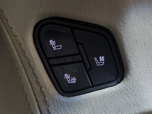 2019 GMC Yukon in Cinnaminson, NJ 08077 - 2395536 33