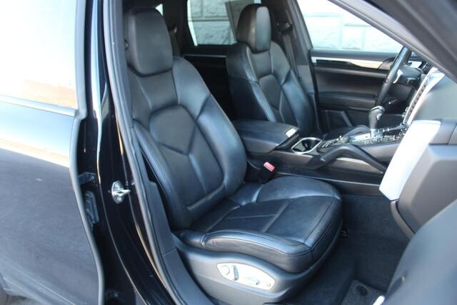 2012 Porsche Cayenne in Decatur, GA 30032 - 2397581 80