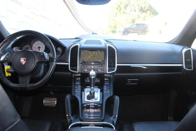 2012 Porsche Cayenne in Decatur, GA 30032 - 2397581 64