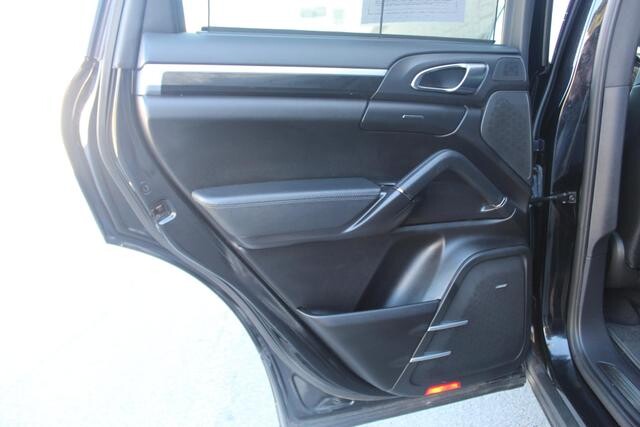 2012 Porsche Cayenne in Decatur, GA 30032 - 2397581 87
