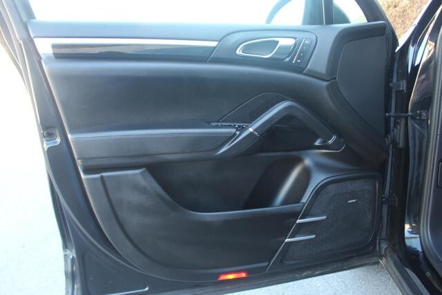 2012 Porsche Cayenne in Decatur, GA 30032 - 2397581 85