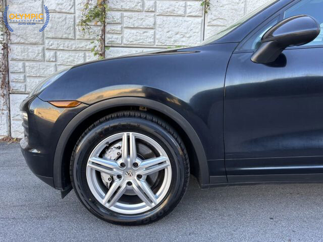 2012 Porsche Cayenne in Decatur, GA 30032 - 2397581 9