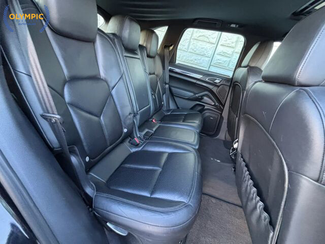 2012 Porsche Cayenne in Decatur, GA 30032 - 2397581 43