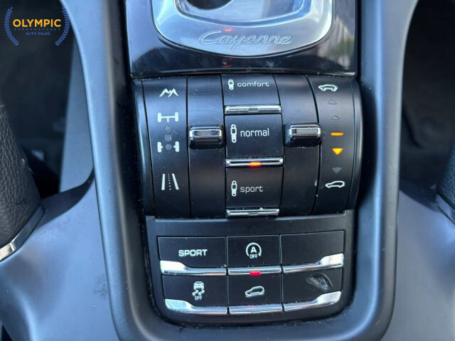 2012 Porsche Cayenne in Decatur, GA 30032 - 2397581 31