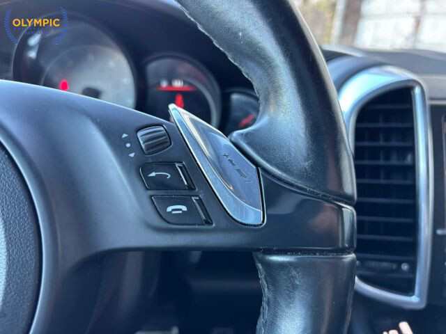 2012 Porsche Cayenne in Decatur, GA 30032 - 2397581 24