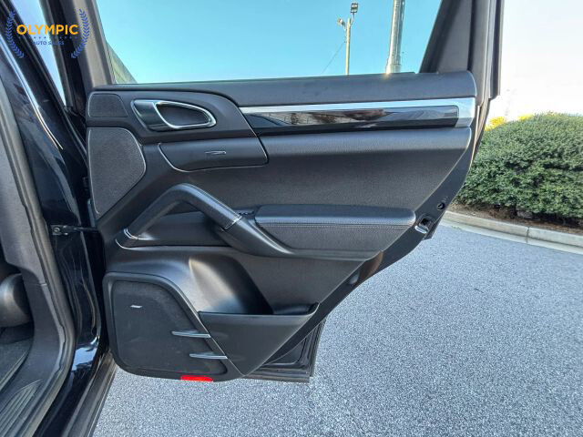 2012 Porsche Cayenne in Decatur, GA 30032 - 2397581 48