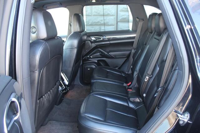 2012 Porsche Cayenne in Decatur, GA 30032 - 2397581 81