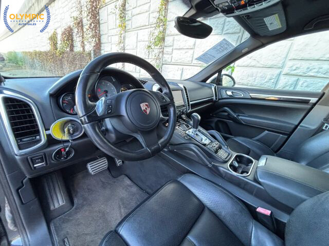 2012 Porsche Cayenne in Decatur, GA 30032 - 2397581 17