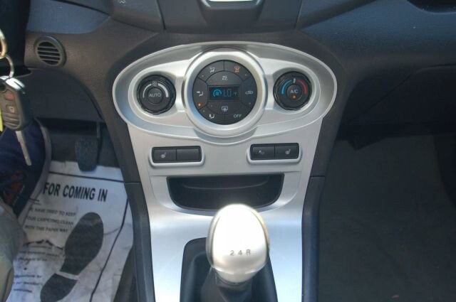 2016 Ford Fiesta in Phoenix, AZ 85021 - 2398561 48