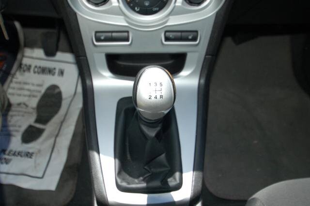 2016 Ford Fiesta in Phoenix, AZ 85021 - 2398561 69