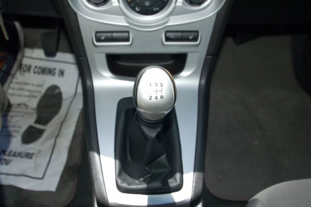 2016 Ford Fiesta in Phoenix, AZ 85021 - 2398561 21