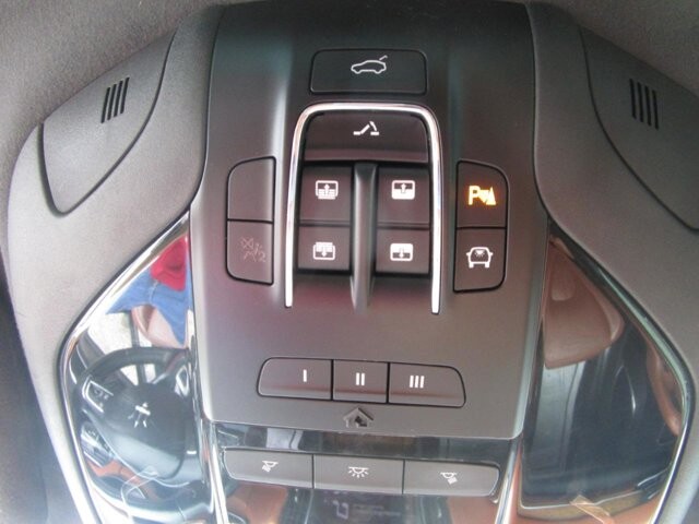 2018 Maserati Levante in Tampa, FL 33604-6914 - 2398603 15