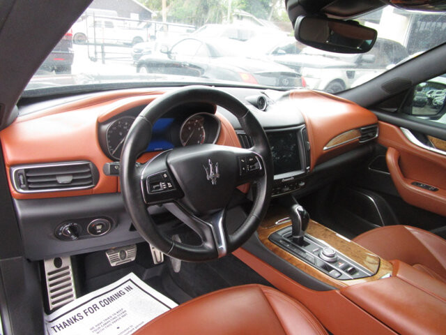 2018 Maserati Levante in Tampa, FL 33604-6914 - 2398603 13