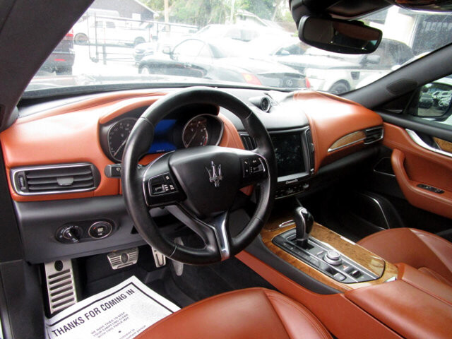 2018 Maserati Levante in Tampa, FL 33604-6914 - 2398603 13
