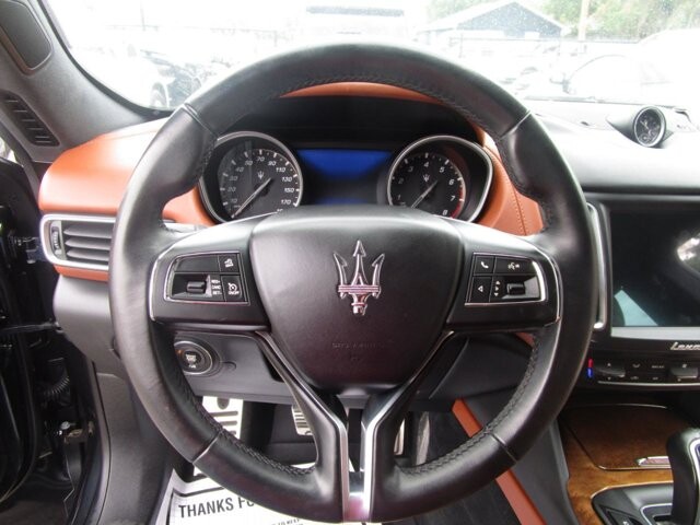 2018 Maserati Levante in Tampa, FL 33604-6914 - 2398603 4