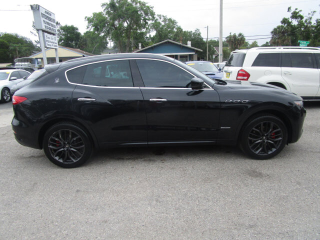 2018 Maserati Levante in Tampa, FL 33604-6914 - 2398603 29