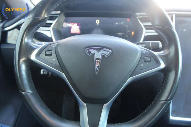 2015 Tesla Model S in Decatur, GA 30032 - 2398647 17