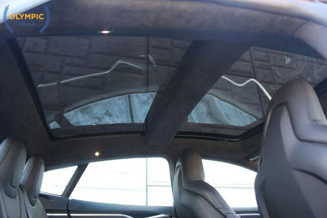 2015 Tesla Model S in Decatur, GA 30032 - 2398647 23