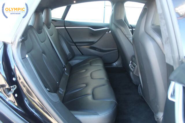 2015 Tesla Model S in Decatur, GA 30032 - 2398647 27