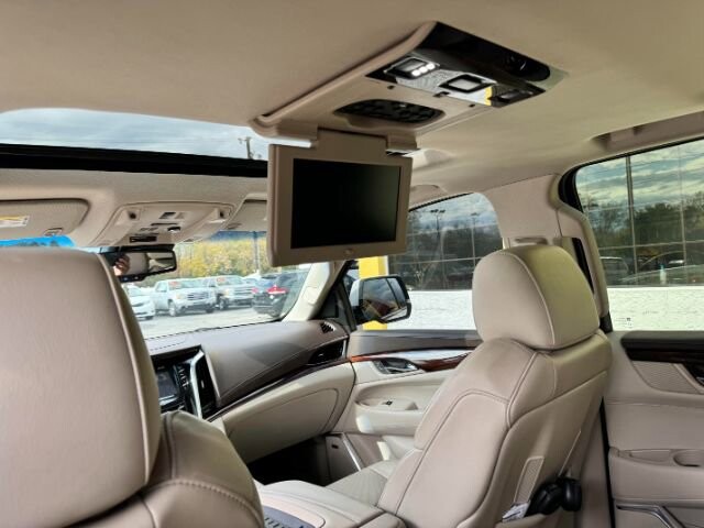 2015 Cadillac Escalade ESV in Indianapolis, IN 46222-4002 - 2399841 10