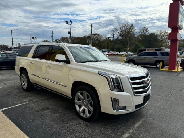 2015 Cadillac Escalade ESV in Indianapolis, IN 46222-4002 - 2399841 3