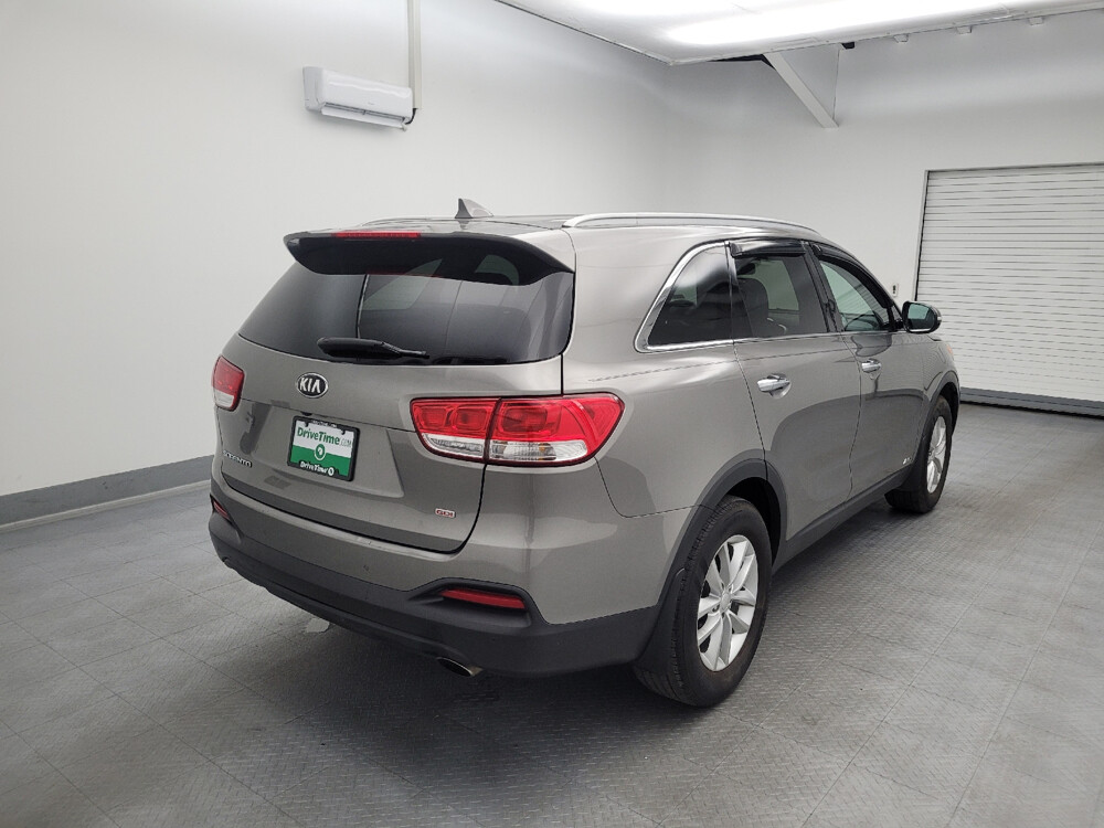 2017 Kia Sorento in Columbus, OH 43231 - 2400002 9