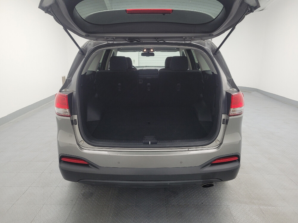 2017 Kia Sorento in Columbus, OH 43231 - 2400002 29