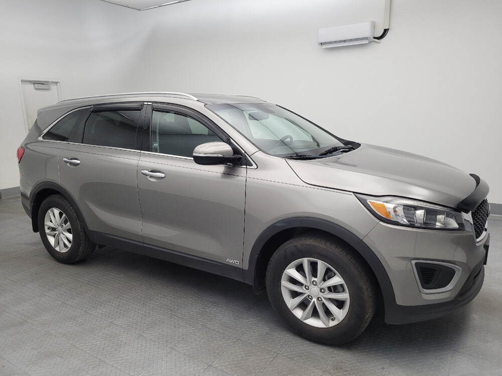 2017 Kia Sorento in Columbus, OH 43231 - 2400002 11
