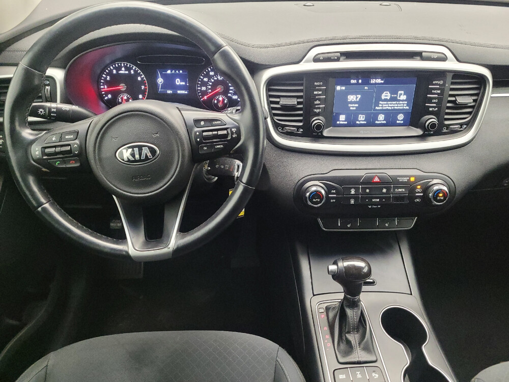 2017 Kia Sorento in Columbus, OH 43231 - 2400002 22