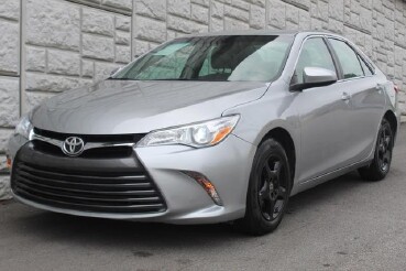 2016 Toyota Camry in Decatur, GA 30032