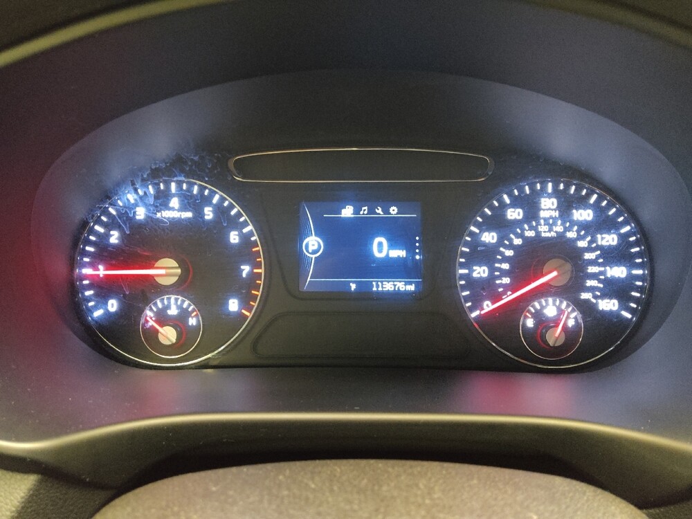 2016 Kia Sorento in Eastpointe, MI 48021 - 2400485 23