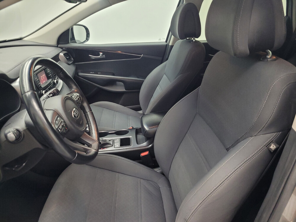 2016 Kia Sorento in Eastpointe, MI 48021 - 2400485 17