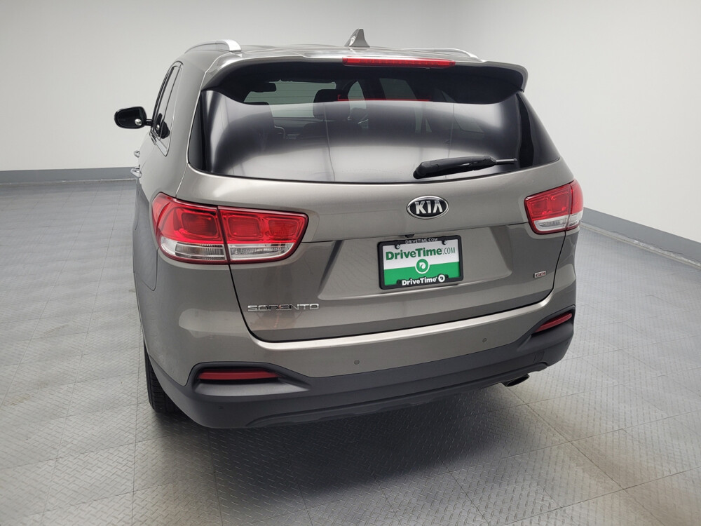 2016 Kia Sorento in Eastpointe, MI 48021 - 2400485 6