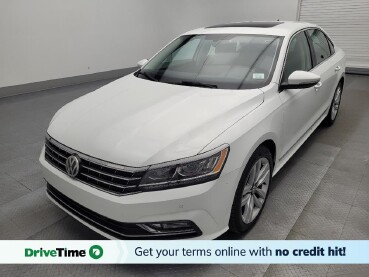 2017 Volkswagen Passat in Jacksonville, FL 32225