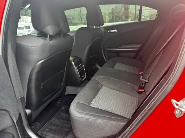 2019 Dodge Charger in Indianapolis, IN 46222-4002 - 2401132 7