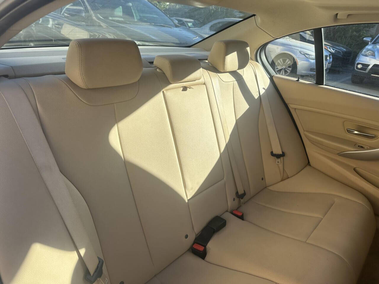 2014 BMW 320i in Pasadena, CA 91107 - 2403699 19