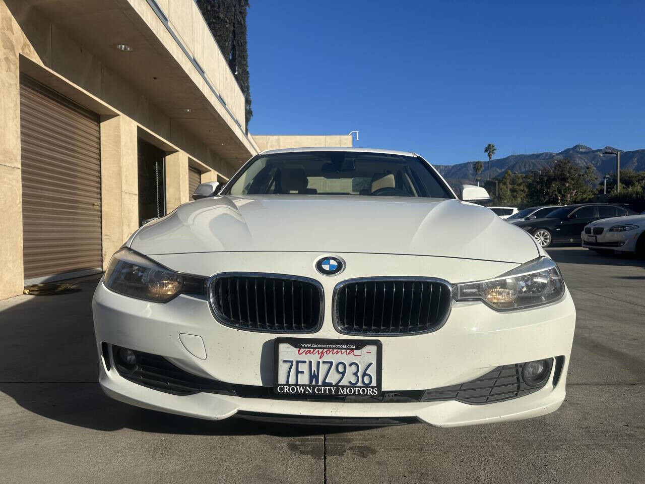 2014 BMW 320i in Pasadena, CA 91107 - 2403699 15