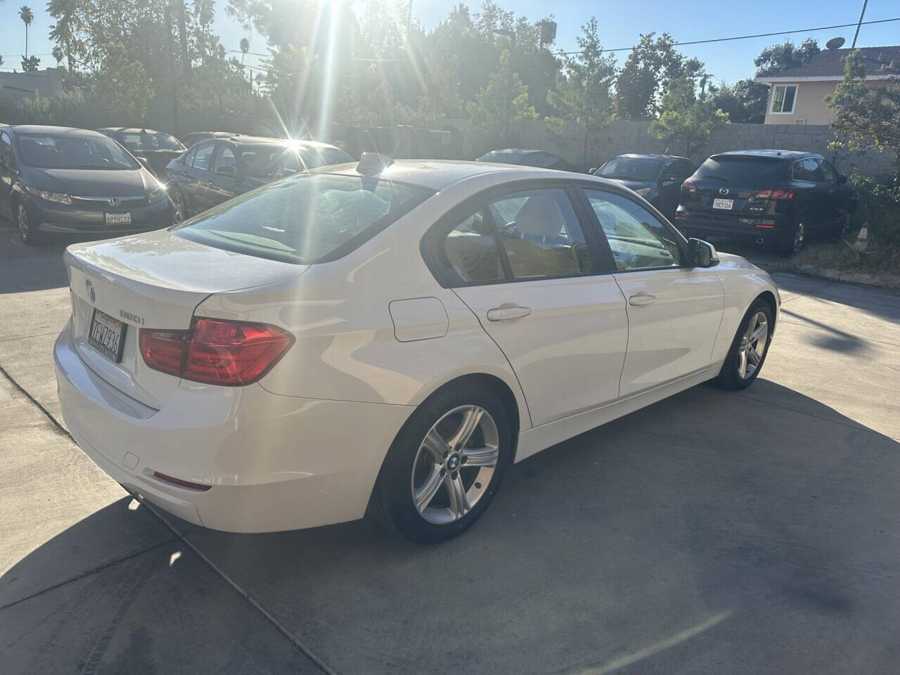 2014 BMW 320i in Pasadena, CA 91107 - 2403699 2