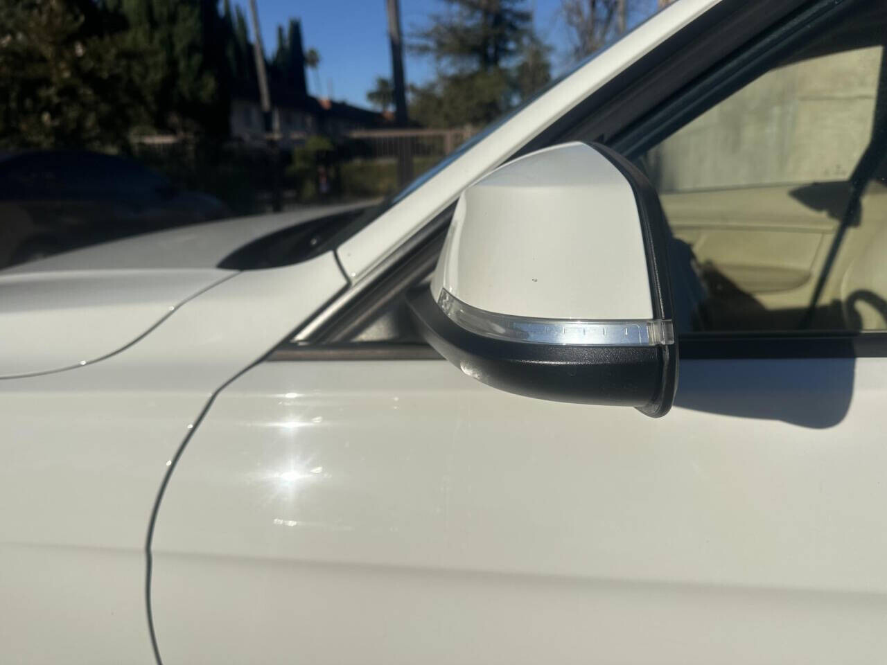 2014 BMW 320i in Pasadena, CA 91107 - 2403699 10