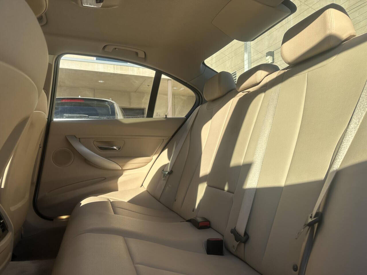 2014 BMW 320i in Pasadena, CA 91107 - 2403699 7