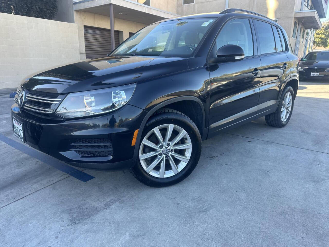 2015 Volkswagen Tiguan in Pasadena, CA 91107 - 2403703