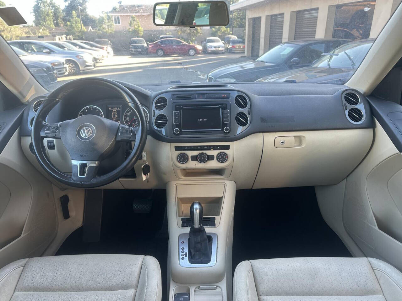 2015 Volkswagen Tiguan in Pasadena, CA 91107 - 2403703 8