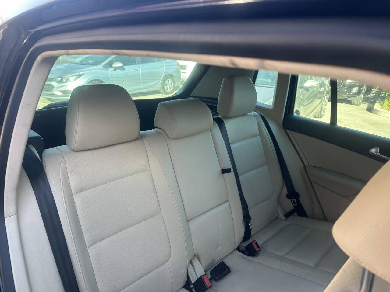 2015 Volkswagen Tiguan in Pasadena, CA 91107 - 2403703 22