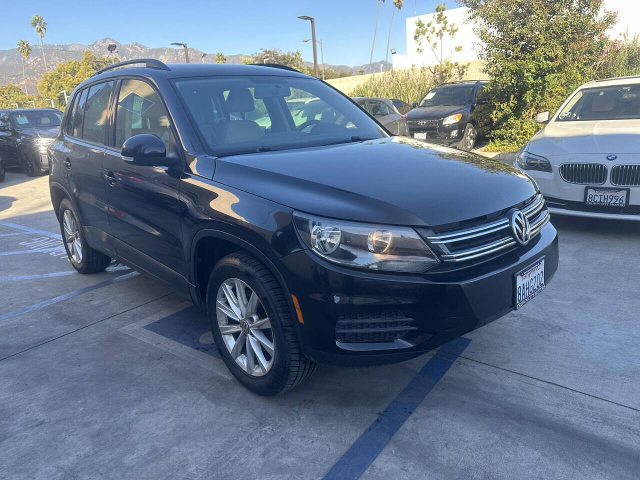 2015 Volkswagen Tiguan in Pasadena, CA 91107 - 2403703 12